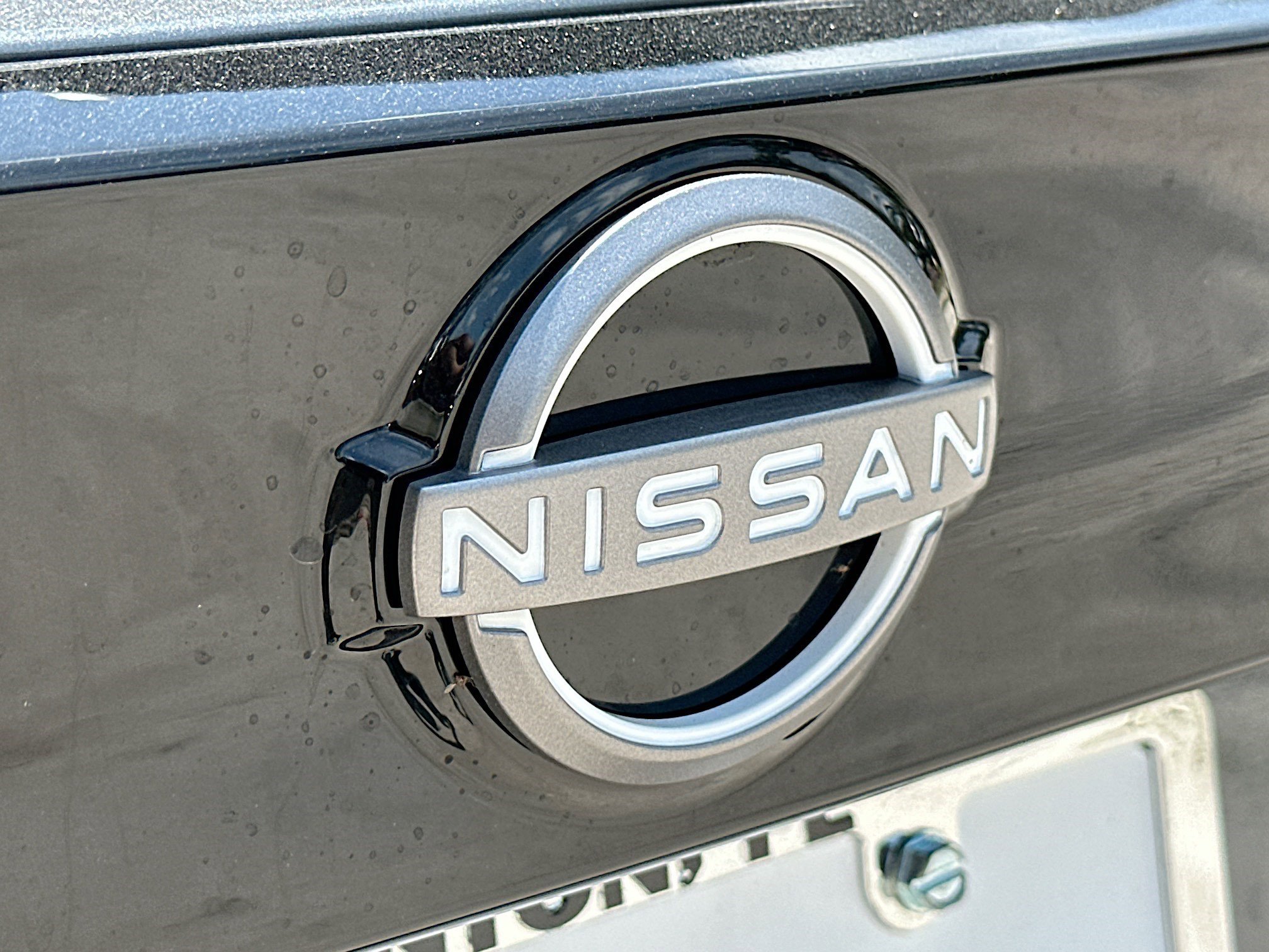 New 2025 Nissan Kicks SR FWD image 17