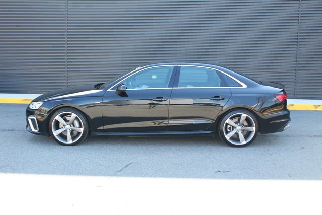 Used 2021 Audi A4 2.0T Premium Plus w/ Premium Plus Package image 2