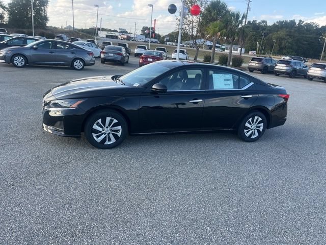 New 2025 Nissan Altima 2.5 S FWD image 6