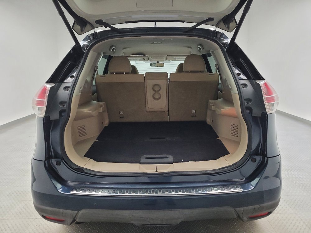 Used 2016 Nissan Rogue SV w/ SV Premium Package image 29