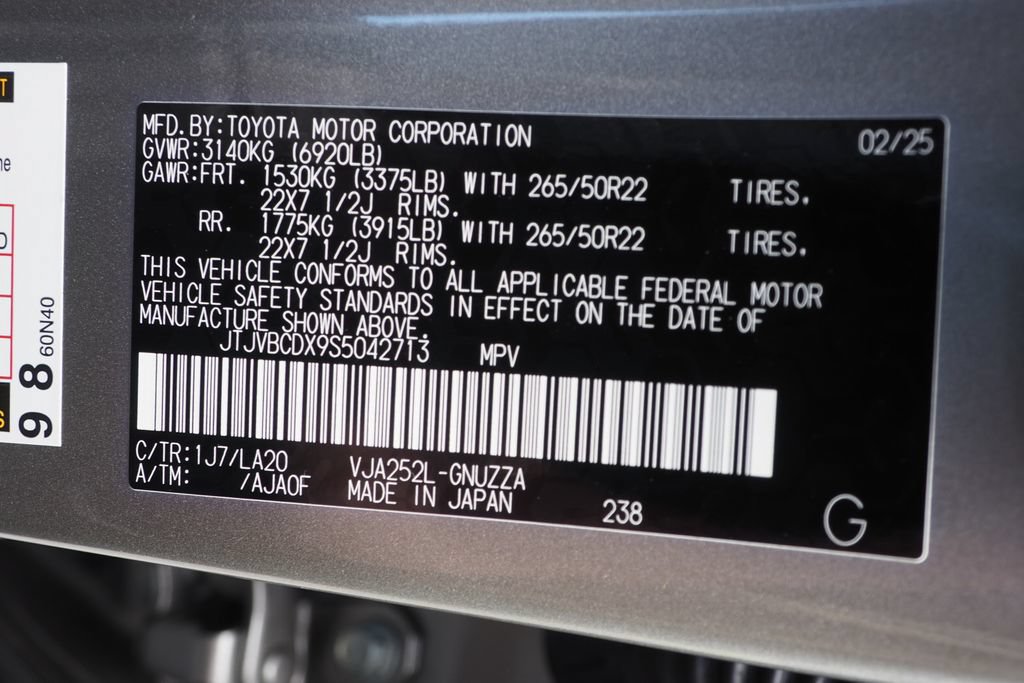 Used 2025 Lexus GX 550 w/ Accessory Package (31) AWD/4WD image 35