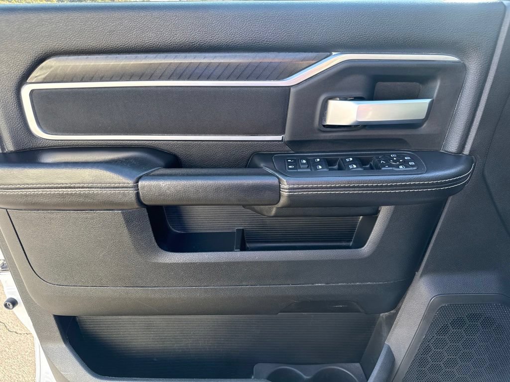 Used 2025 RAM 2500 Big Horn AWD/4WD image 12