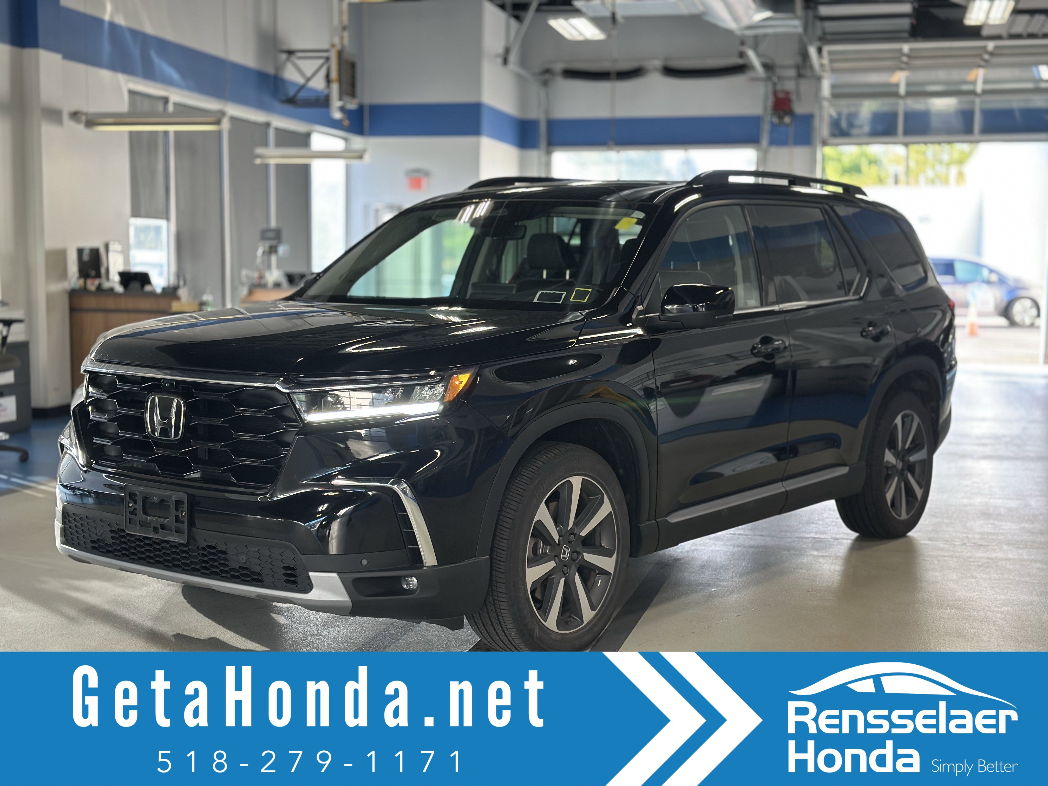Used 2023 Honda Pilot Elite image 1