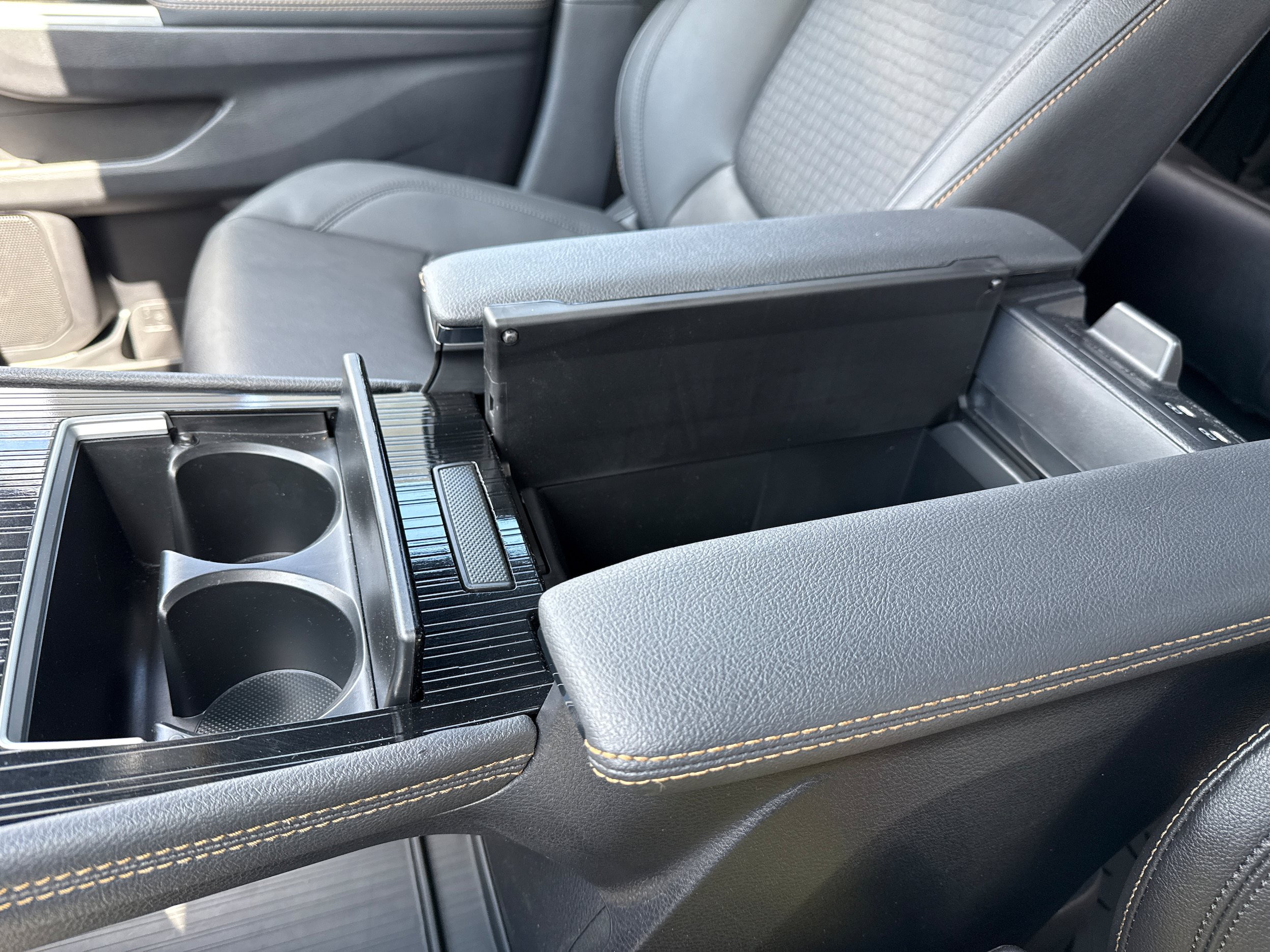 Certified 2026 Toyota Sienna XLE Woodland Edition AWD/4WD image 22