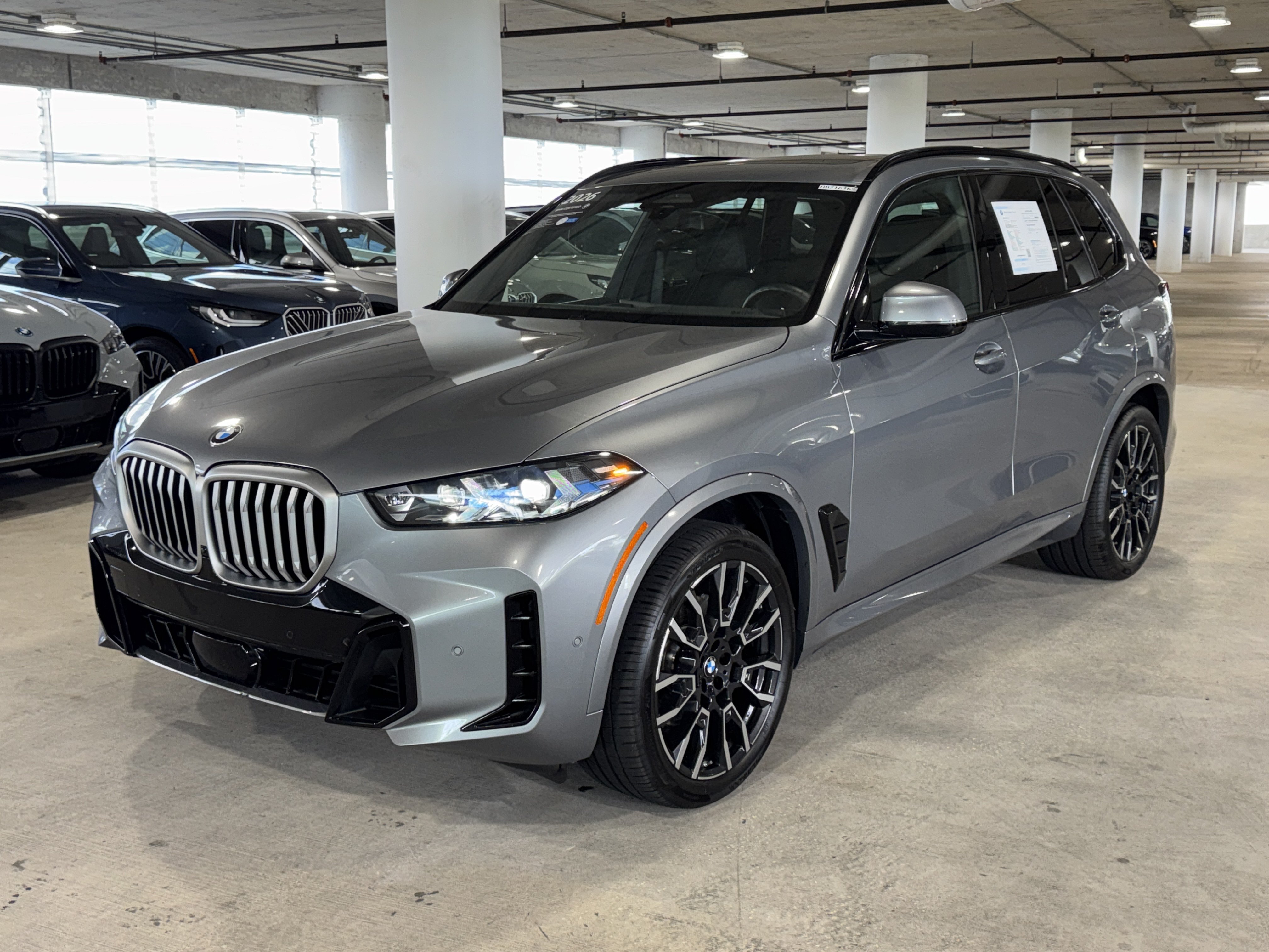 Certified 2026 BMW X5 sDrive40i w/ M Sport Package RWD image 4