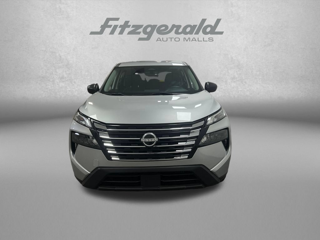 Used 2024 Nissan Rogue S FWD image 9