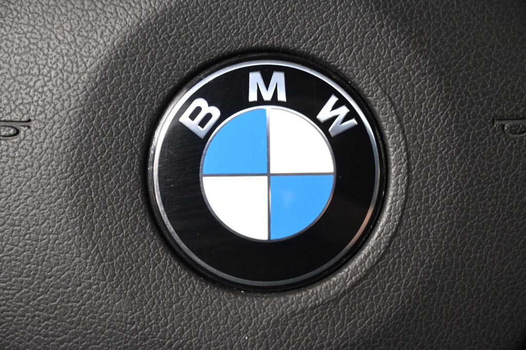 Used 2013 BMW 335i xDrive Sedan AWD/4WD image 35