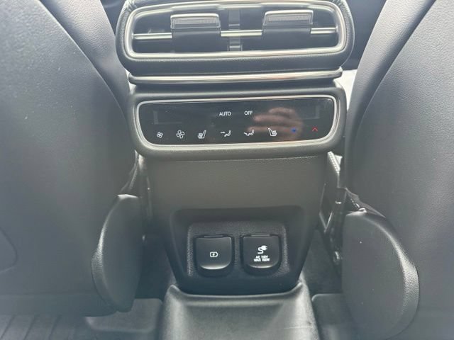 Certified 2025 Genesis GV80 2.5T Prestige AWD/4WD image 40