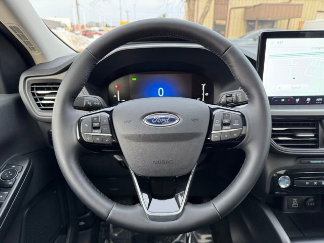 Certified 2025 Ford Escape SE image 29