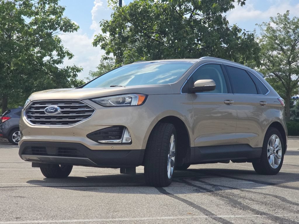 Used 2020 Ford Edge Titanium FWD image 13