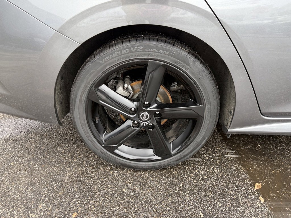 Used 2023 Nissan Sentra SR w/ Midnight Edition Package image 32