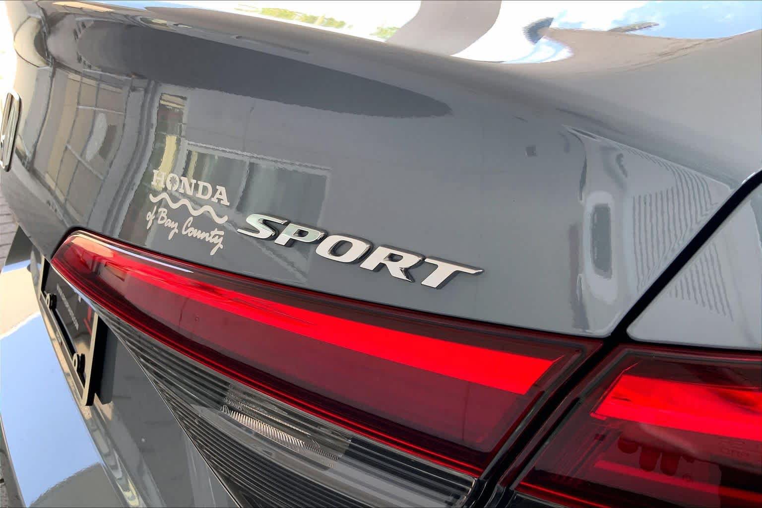 Used 2024 Honda Civic Sport image 10