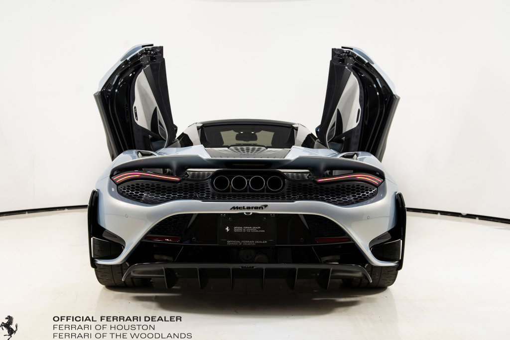 Used 2022 McLaren 765LT RWD image 36