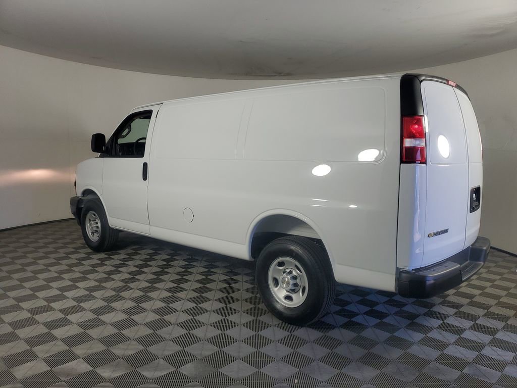 New 2026 Chevrolet Express 2500 w/ Driver Convenience Package image 6