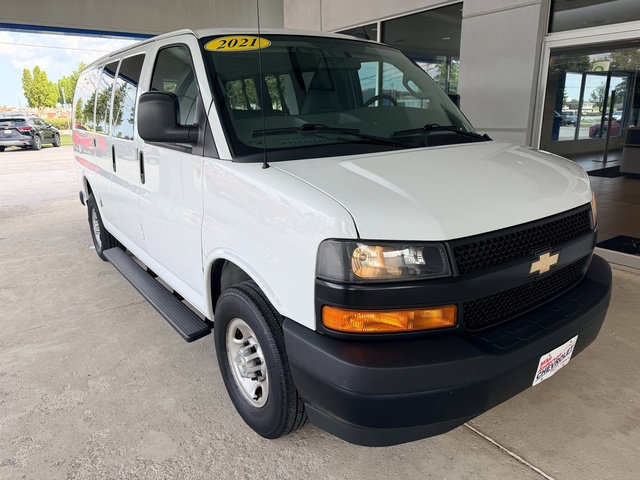 Used 2021 Chevrolet Express 2500 LS w/ Driver Convenience Package RWD image 5