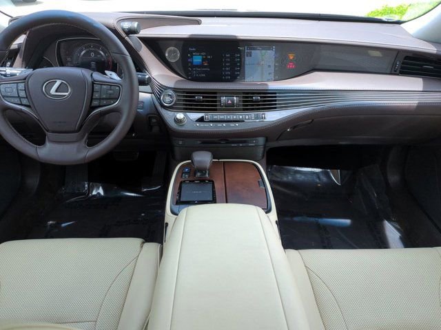 Certified 2020 Lexus LS 500 w/ Accessory Package (Z2) RWD image 14