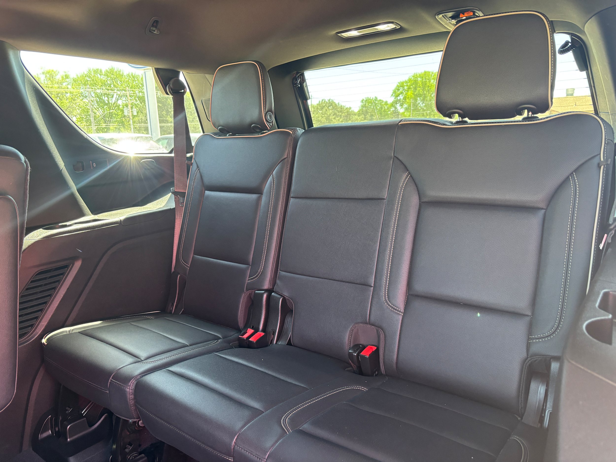 Used 2021 Chevrolet Tahoe Premier AWD/4WD image 13
