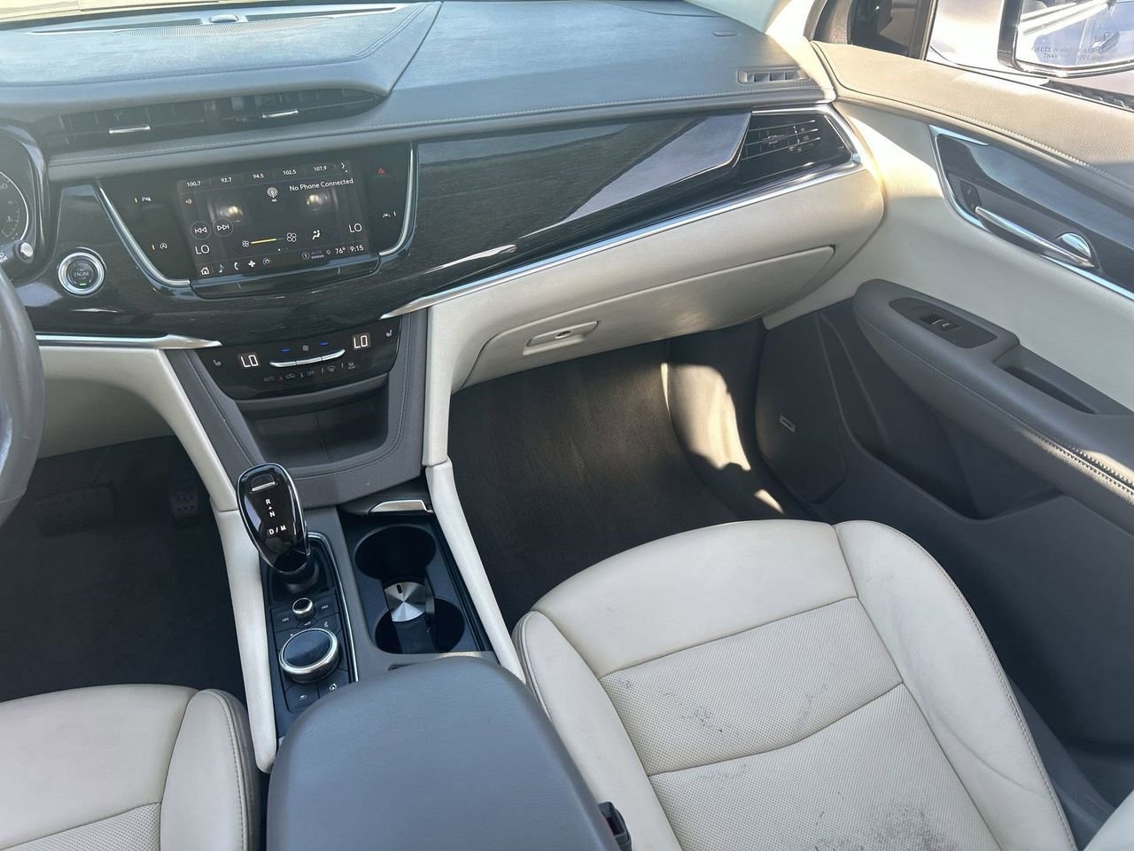 Used 2021 Cadillac XT6 Premium Luxury image 12