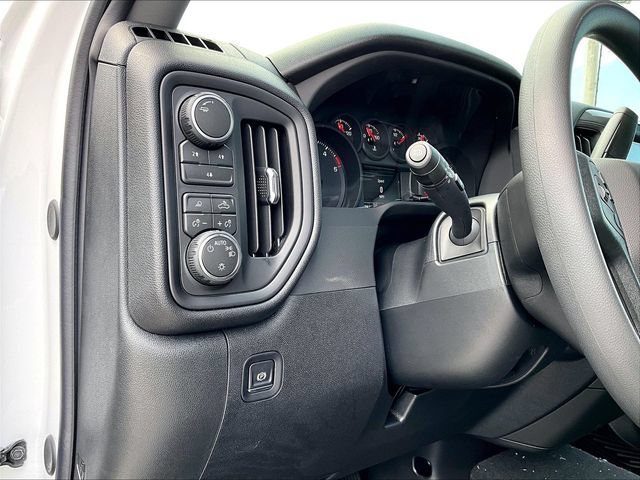 New 2026 Chevrolet Silverado 2500 Custom w/ Custom Value Package AWD/4WD image 29