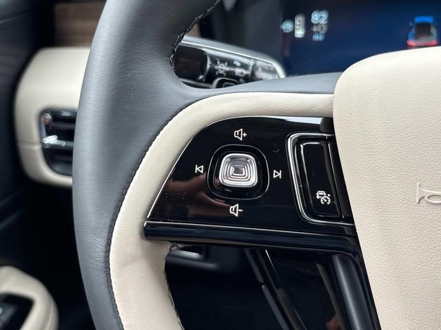 New 2025 Lincoln Corsair Grand Touring w/ Jet Appearance Package image 26