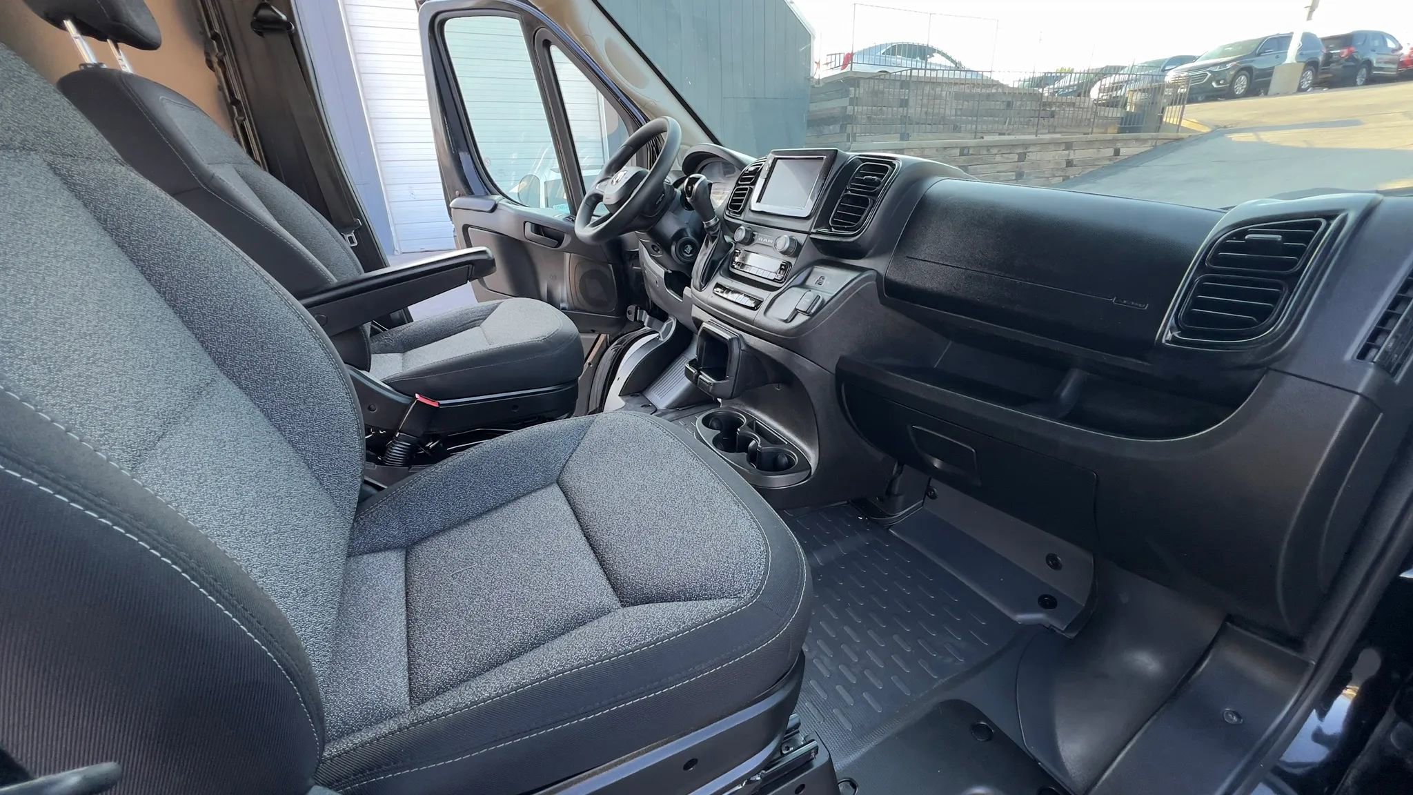 Used 2023 RAM ProMaster 2500 FWD image 15