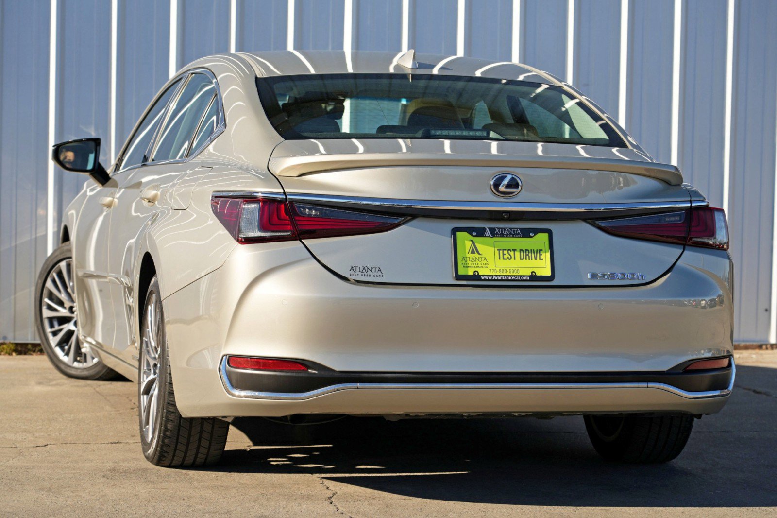 Used 2020 Lexus ES 300h w/ Premium Package image 5