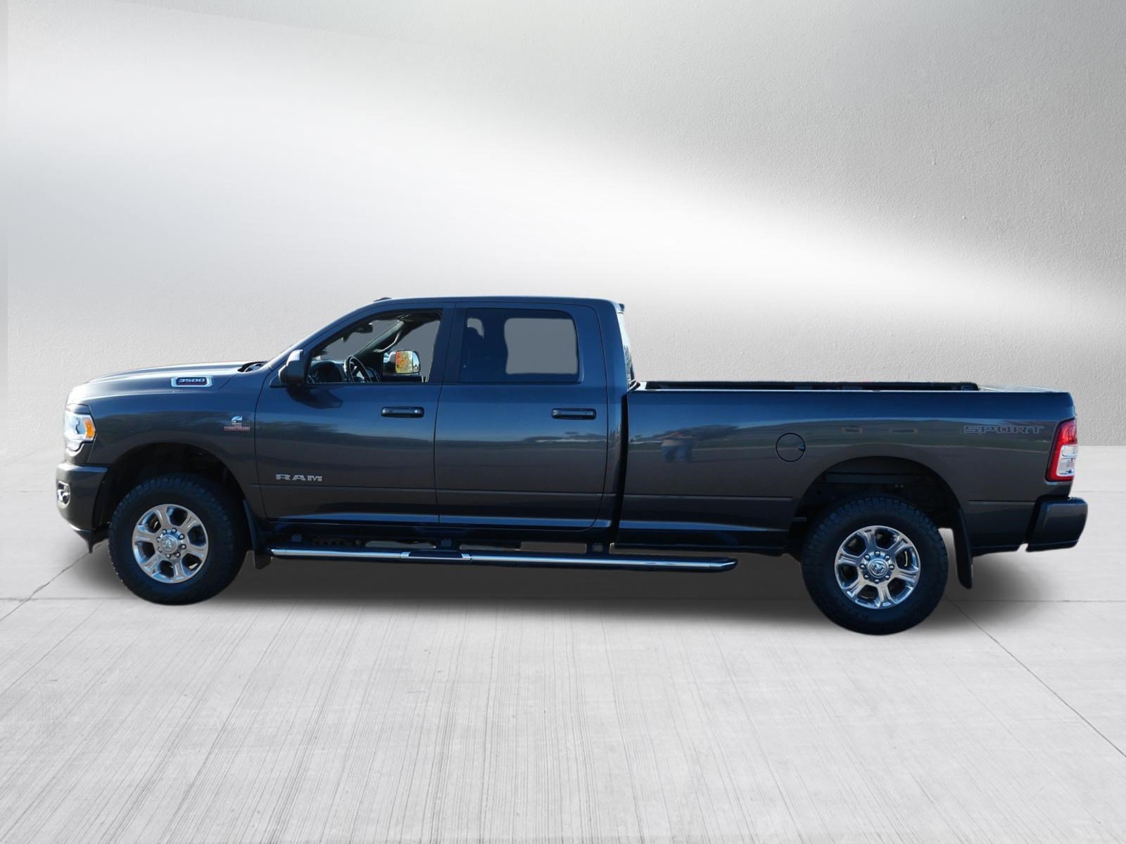 Certified 2022 RAM 3500 Big Horn w/ Level A Equipment Group AWD/4WD image 4
