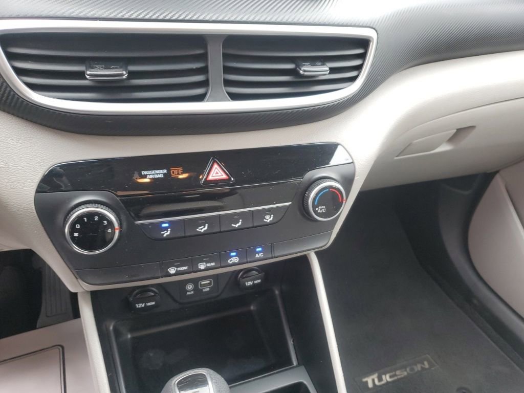 Used 2019 Hyundai Tucson SE image 19