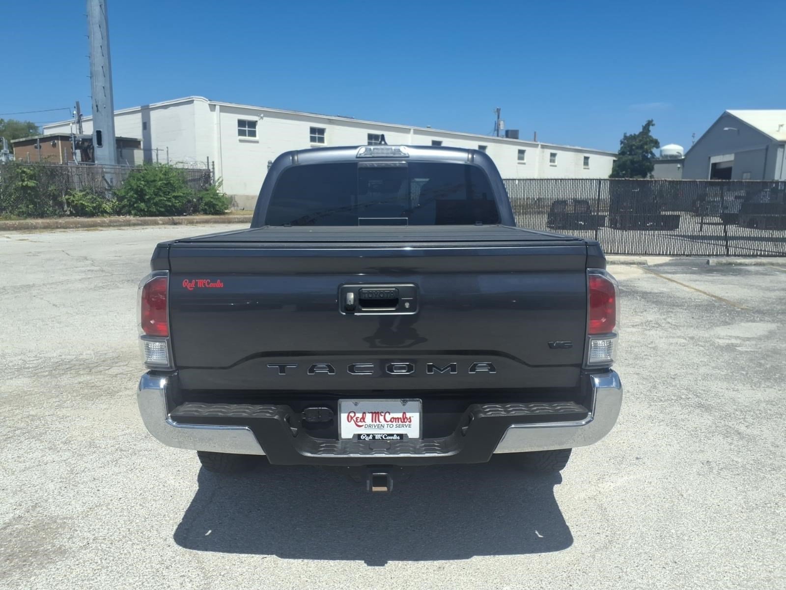 Used 2021 Toyota Tacoma TRD Off-Road AWD/4WD image 5