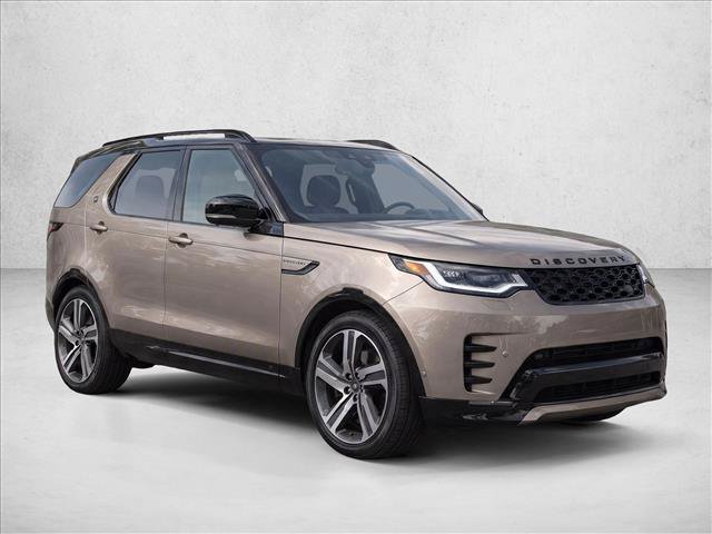 Used 2021 Land Rover Discovery HSE R-Dynamic AWD/4WD image 3