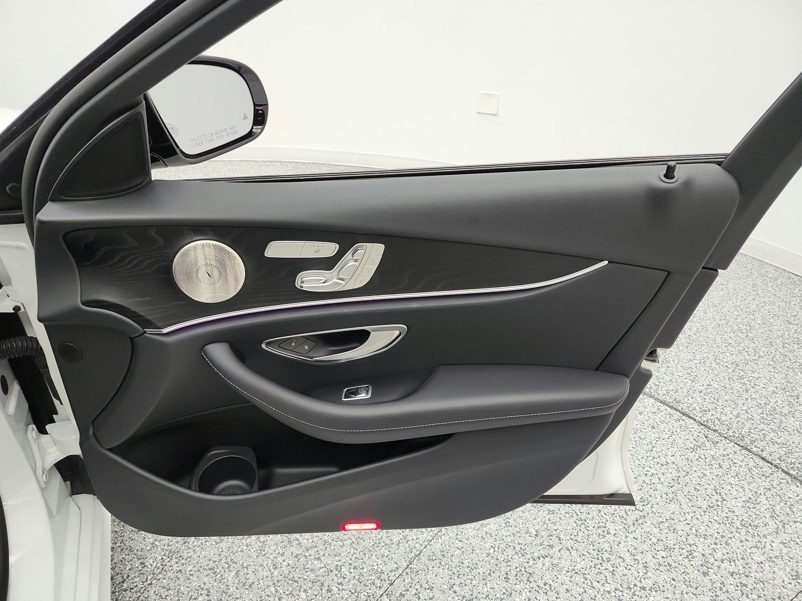 Used 2022 Mercedes-Benz E 350 Sedan image 21