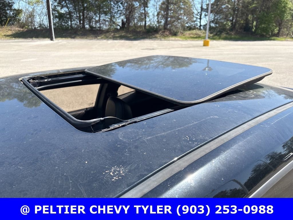 Used 2013 Chevrolet Camaro LT w/ RS Package image 8