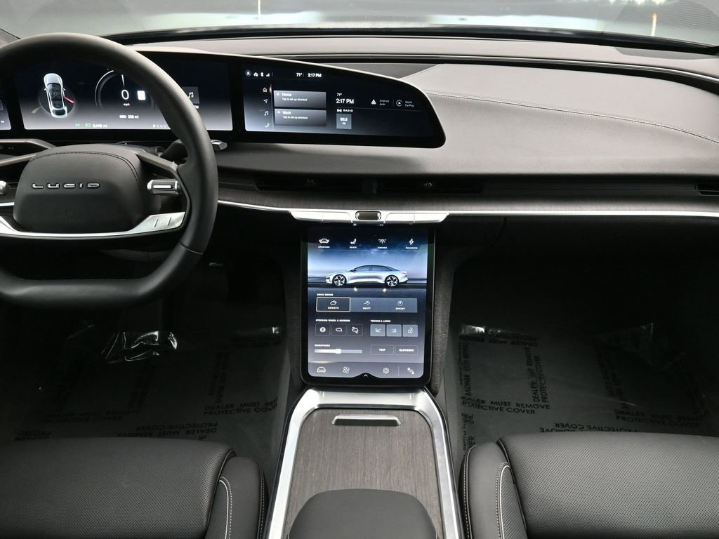 Used 2025 Lucid Air Touring image 4