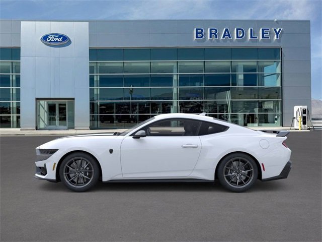 New 2025 Ford Mustang Dark Horse image 3