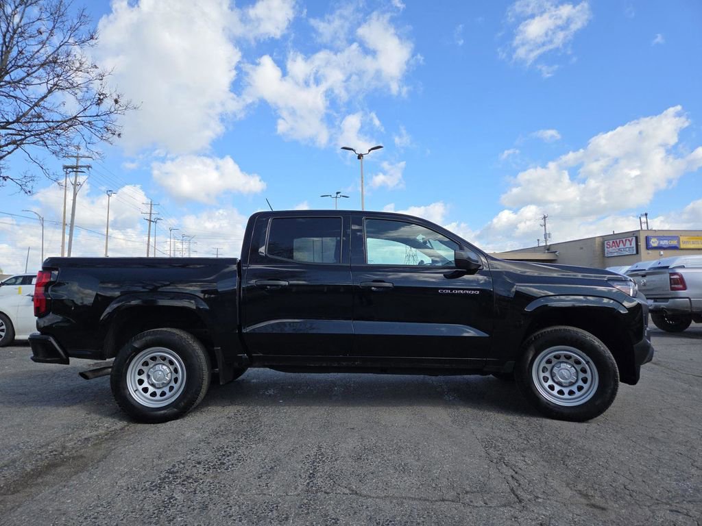 Used 2023 Chevrolet Colorado W/T image 11