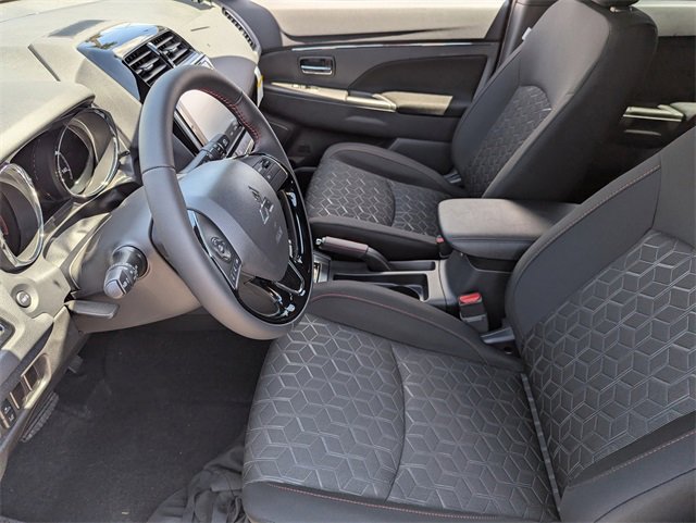 New 2025 Mitsubishi Outlander Sport AWD image 11