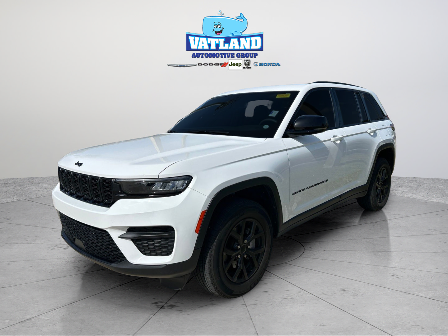 Certified 2024 Jeep Grand Cherokee Altitude RWD image 20