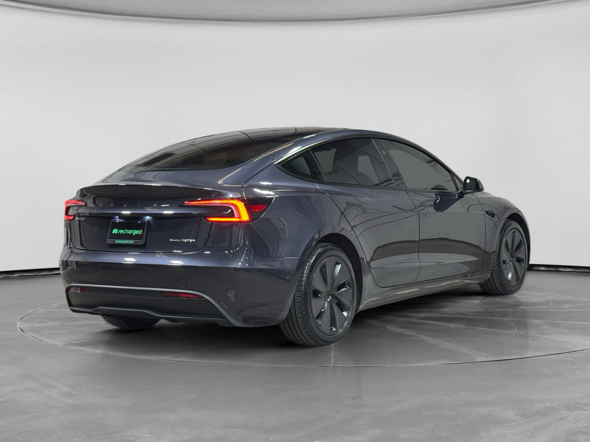 Used 2025 Tesla Model 3 Long Range AWD/4WD image 3