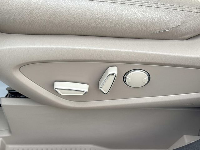 Certified 2022 Lincoln Nautilus AWD w/ Premium Package image 28