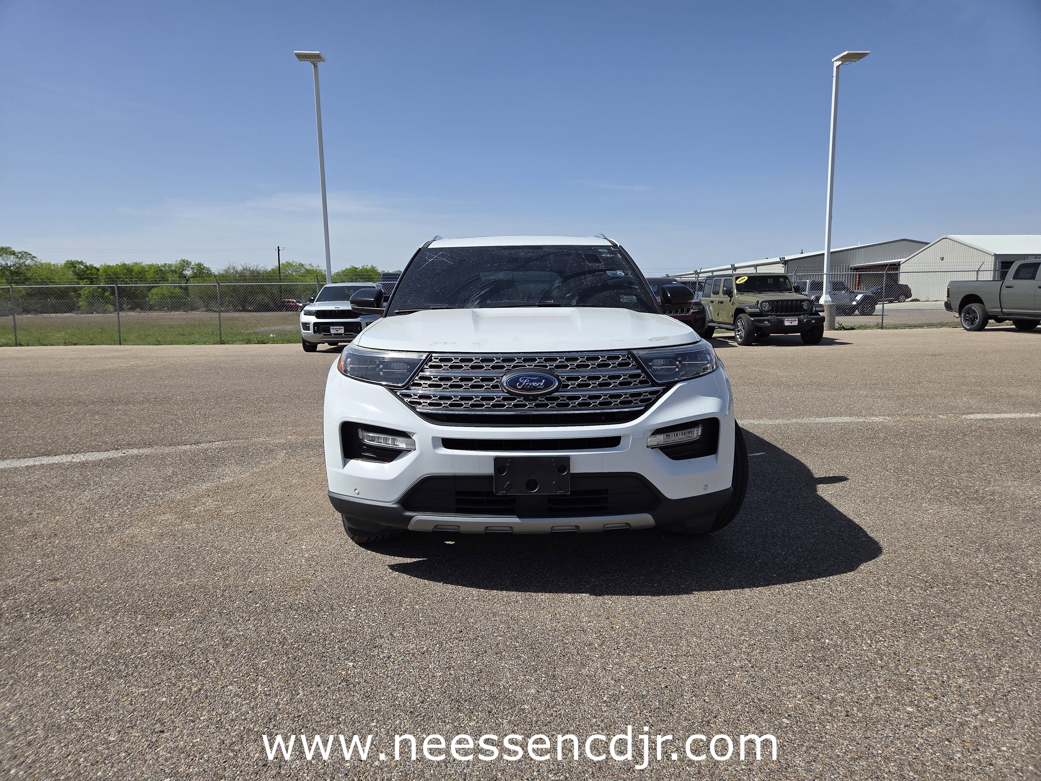 Used 2020 Ford Explorer Limited image 2