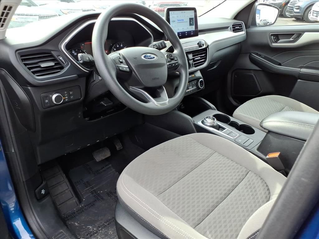 Certified 2022 Ford Escape SE image 13