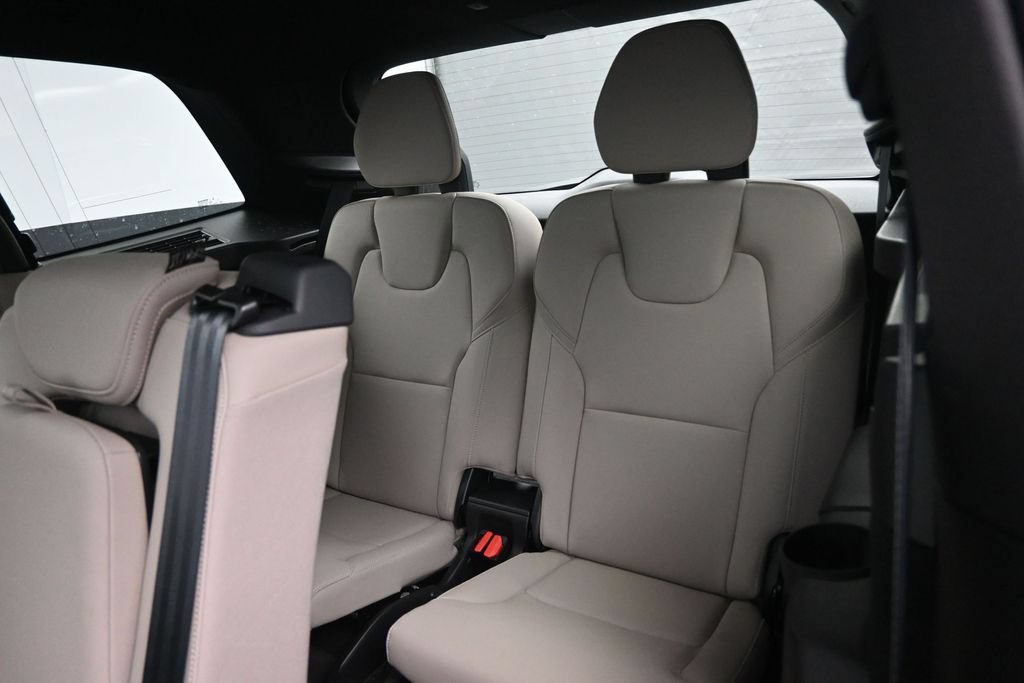 Used 2026 Volvo XC90 B6 Plus AWD/4WD image 26