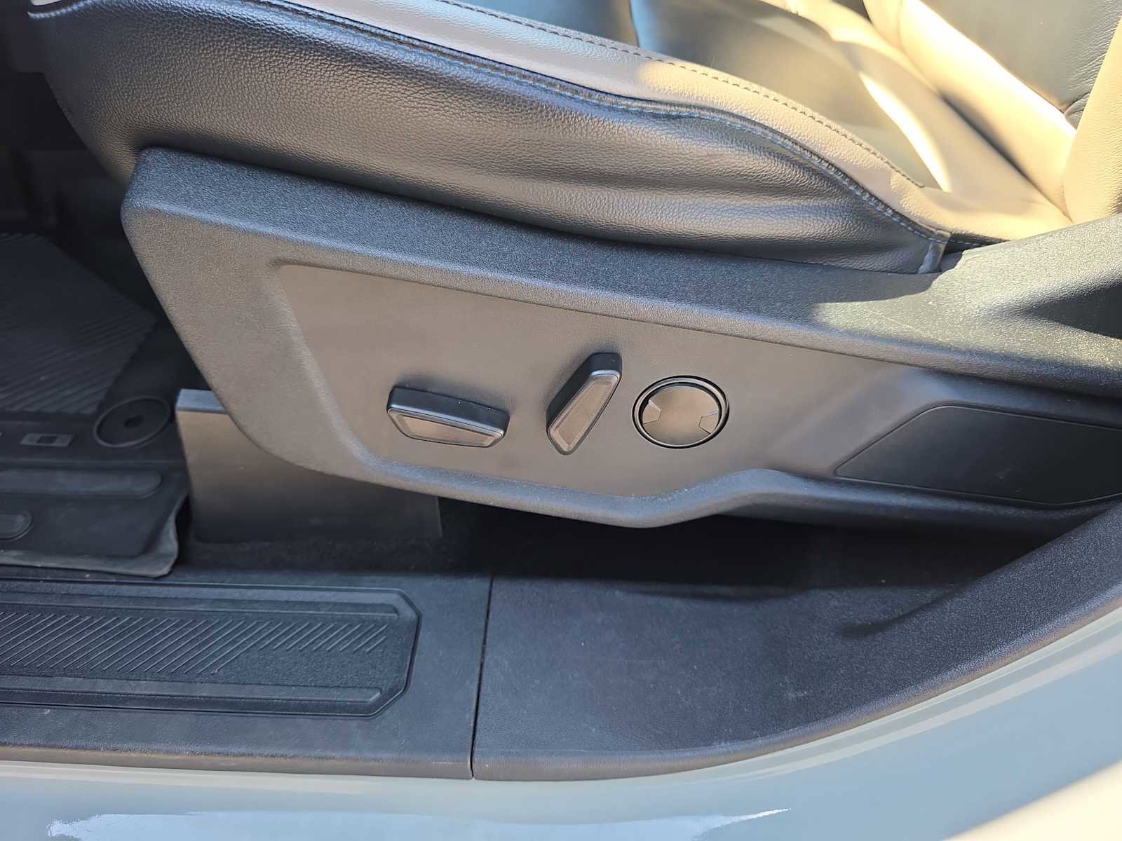 Used 2024 Ford Bronco Wildtrak image 30