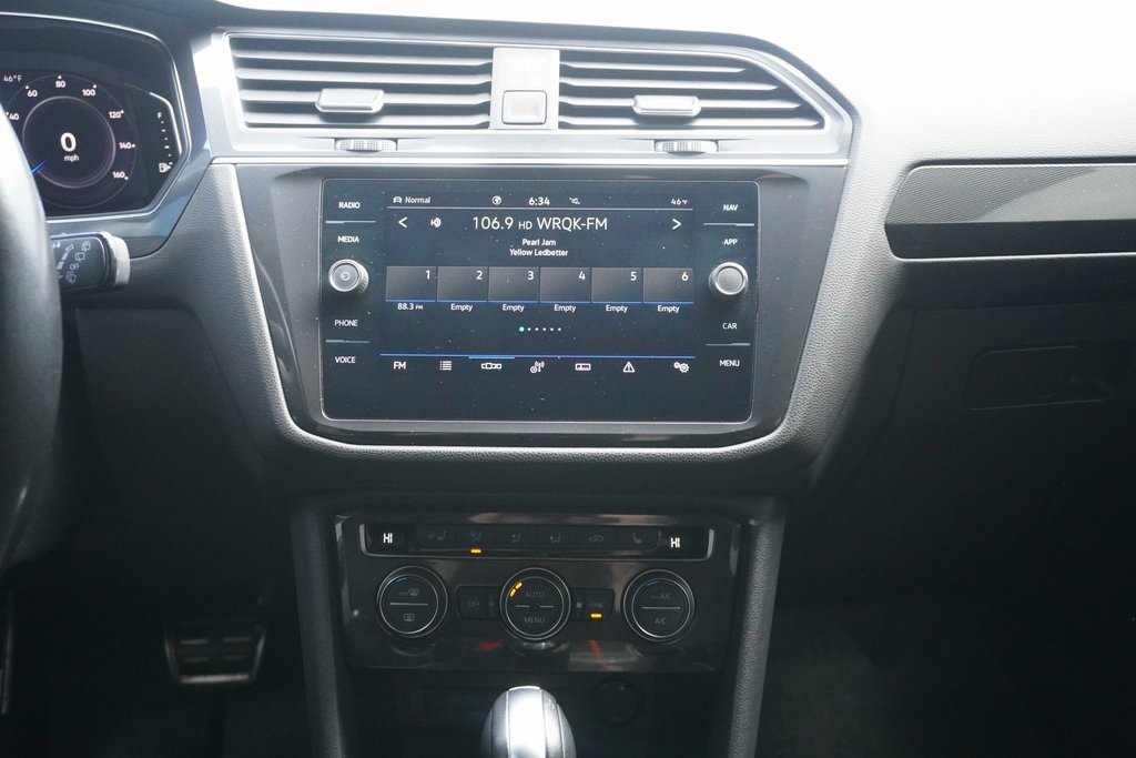 Used 2021 Volkswagen Tiguan SEL Premium R-Line image 19