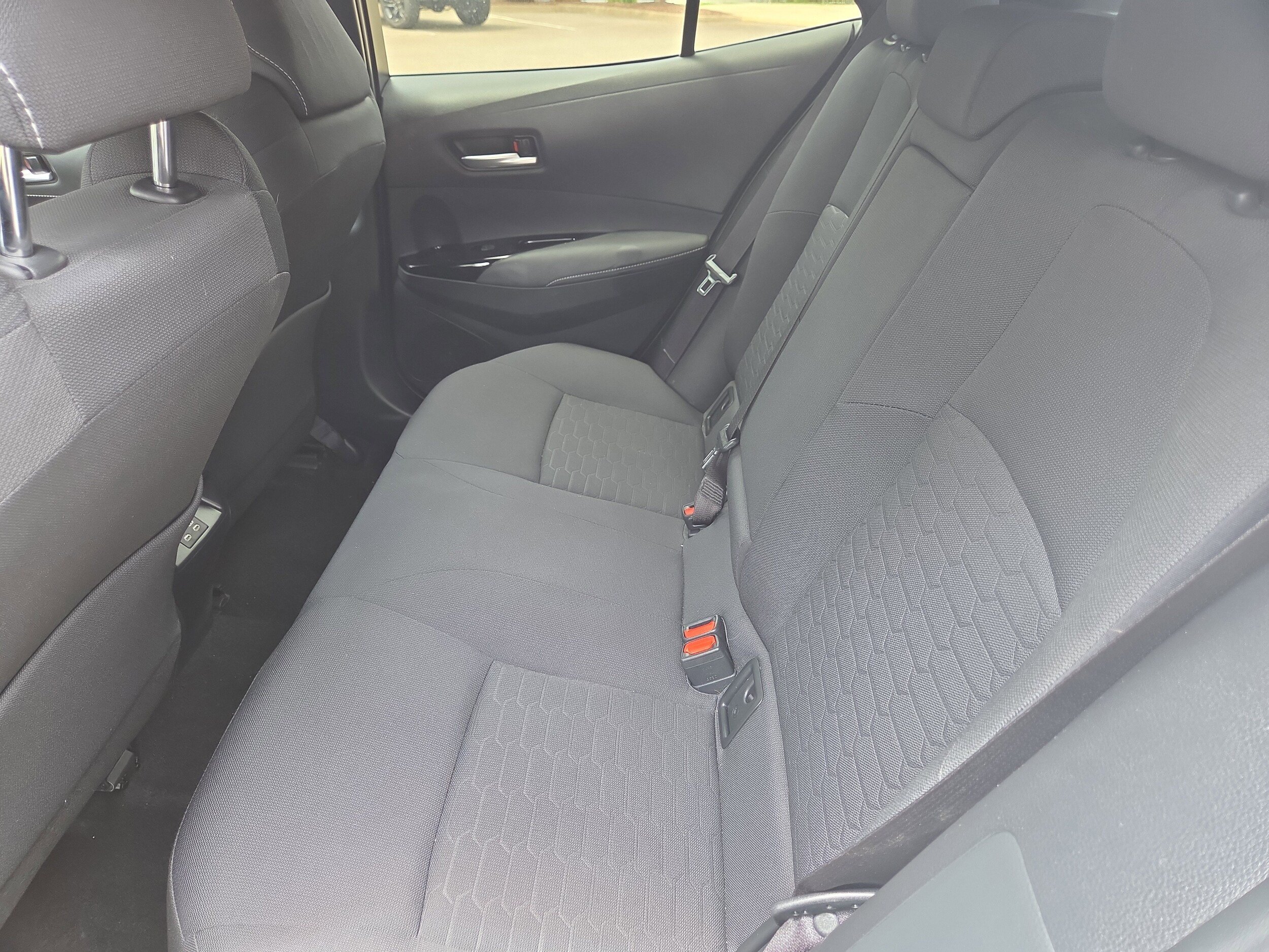 Used 2025 Toyota Corolla SE FWD image 10