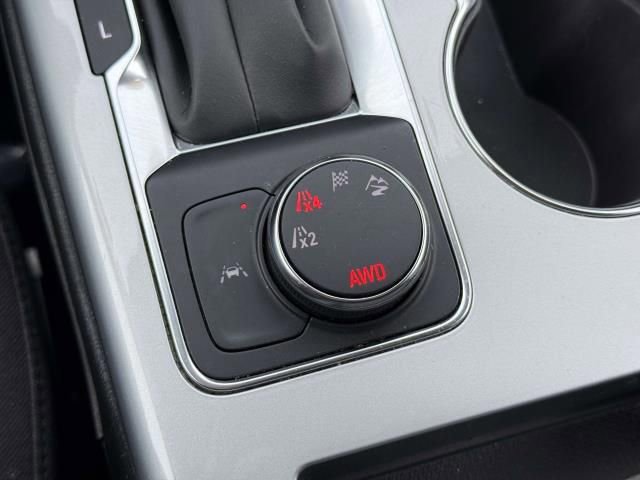 Used 2025 Chevrolet Blazer LT image 27