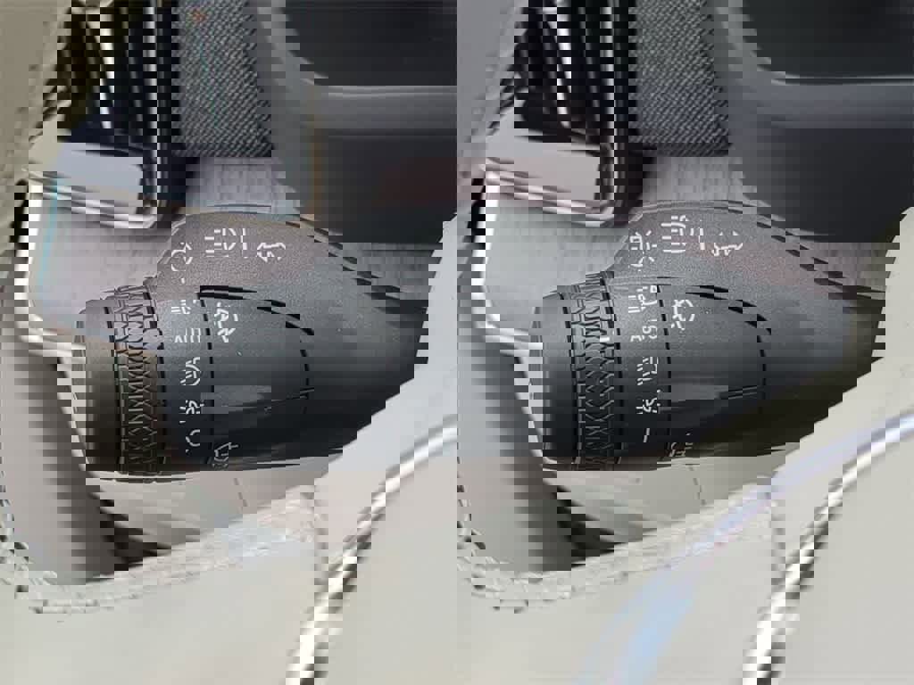 New 2026 Volvo XC90 B6 Ultra w/ Protection Package image 30