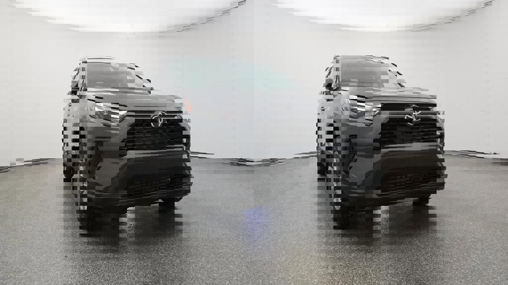 New 2025 Toyota RAV4 XLE image 30