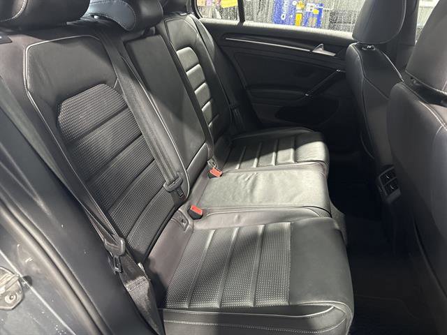 Used 2019 Volkswagen Golf R 4-Door image 19