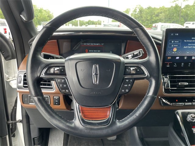 Used 2022 Lincoln Navigator Reserve image 30